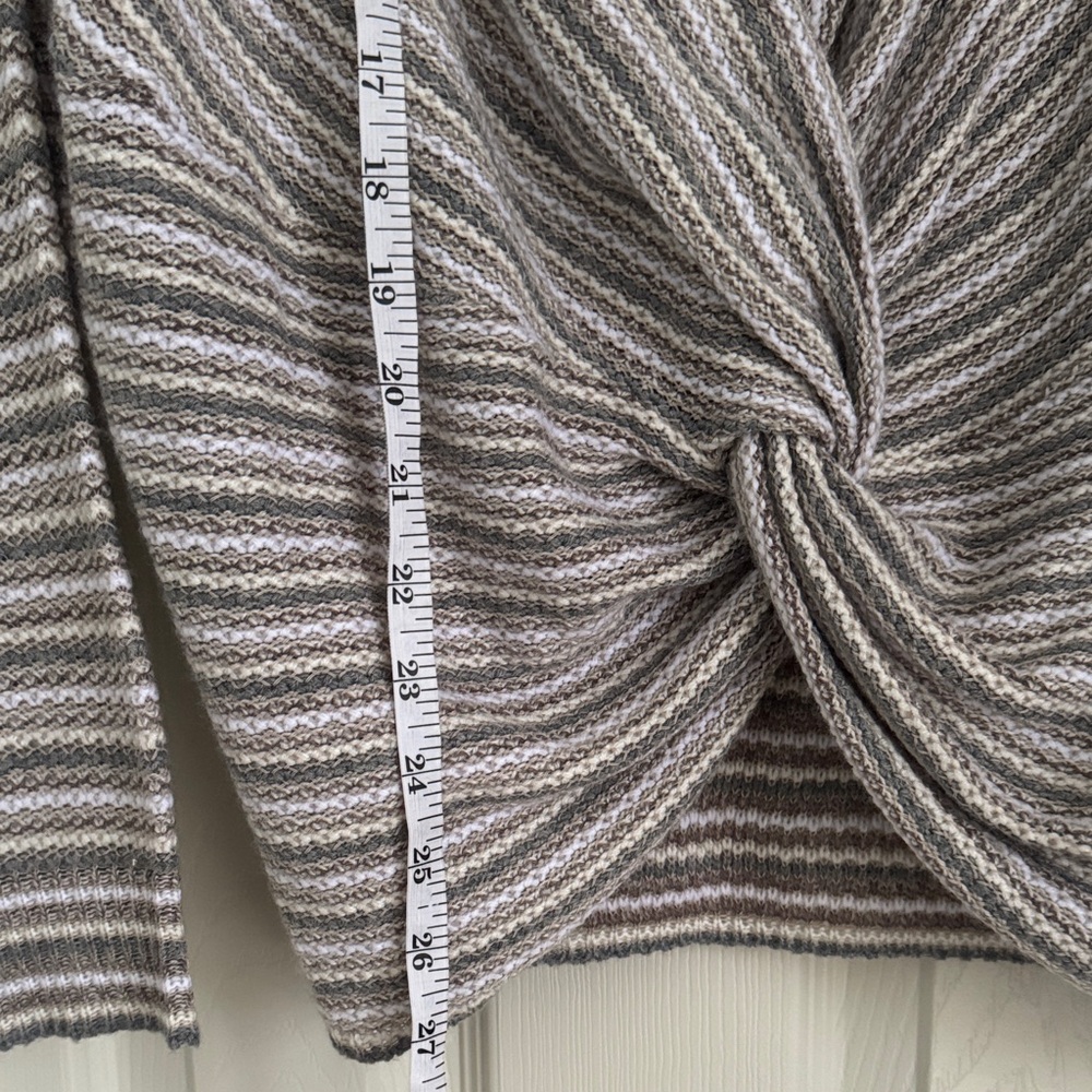 a.n.a Twist Front Knit Sweater – GrayIvory/Taupe Stripe (XL) - Picture 3 of 7